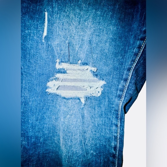 “Maurices” Size 22W Ripped Distressed Jeans - Picture 3 of 7